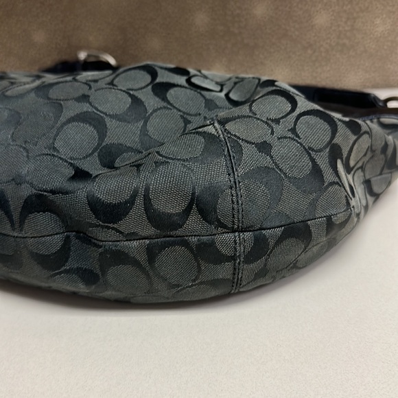 🔥🔥🔥Coach Black Signature Hobo Shoulder Bag - Picture 10 of 15